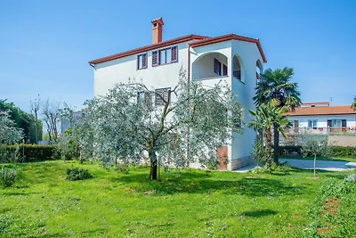 Apartment im Erdgeschoss mit drei Schlafzimme