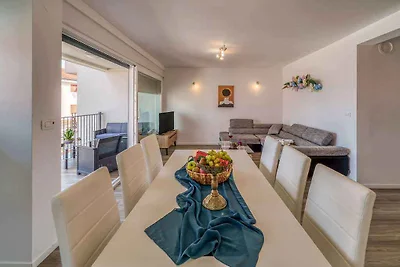 Ferienwohnung mit Balkon und Meerblick