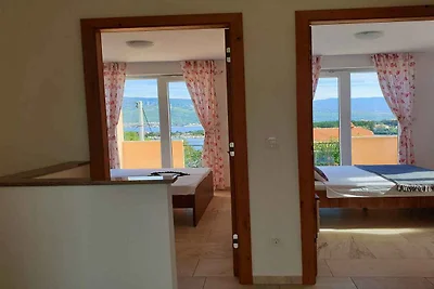 Ferienwohnung mit einen Balkon und Meerblick