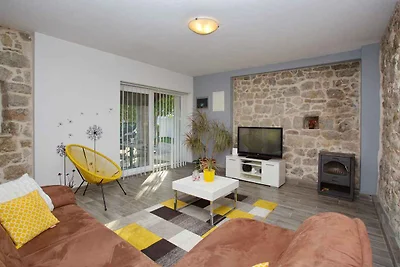 Ferienhaus mit Aussenpool