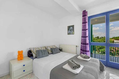 Apartment mit grossem Balkon, zwei Schlafzimm