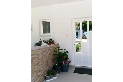 Ferienwohnung mit Klimaanlage und Terrasse