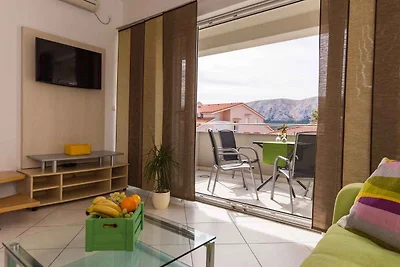 Studio mit Balkon und Klimaanlage