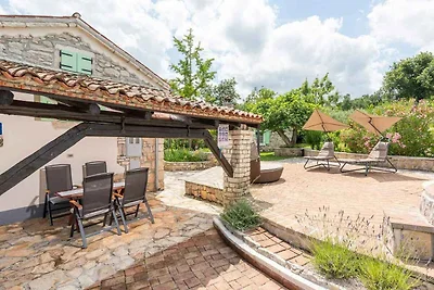 Villa mit Klimaanlage und Pool