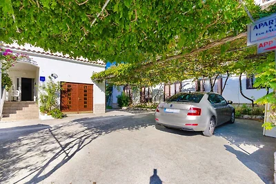 Ferienwohnung mit Klimaanlage und Grill