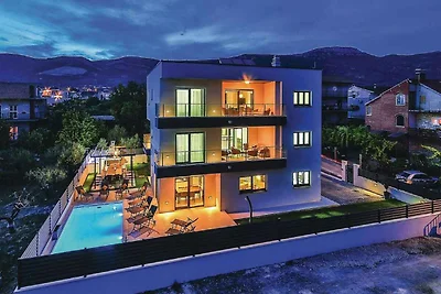 Ferienhaus mit Pool