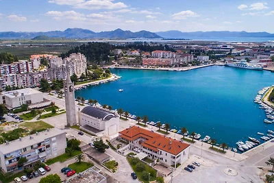 Komfortable Ferienwohnung Karlo mit Meerblick