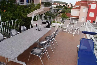 Ferienwohnung mit Klimaanlage und Terrasse