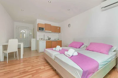 Ferienwohnung mit Balkon, im Zentrum
