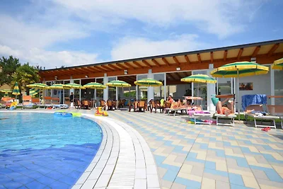 Ferienwohnung mit Klimaanlage und Balkon