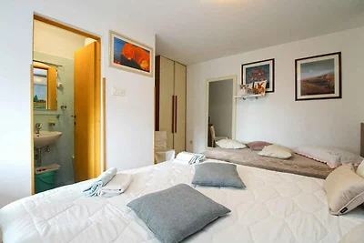 Ferienwohnung mit Terrasse und Klimaanlage