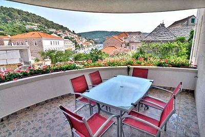 Ferienwohnung mit Balkon und Meerblick