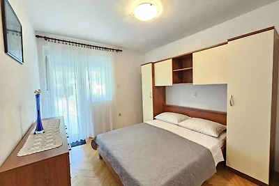 Ferienwohnung für 6 Personen mit Terrasse