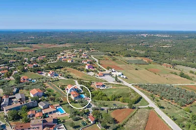 Villa mit Infinity Pool