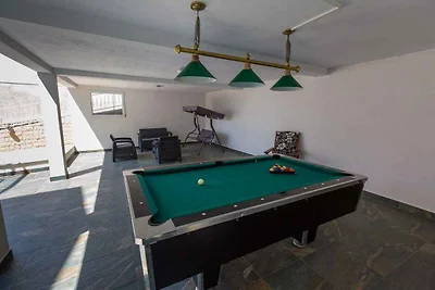 Ferienwohnung mit Swimmingpool und Whirlpool 