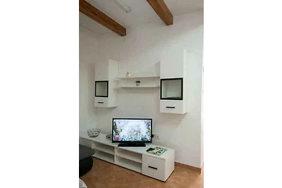 Charmante Ferienwohnung in Lovran mit Gartenb