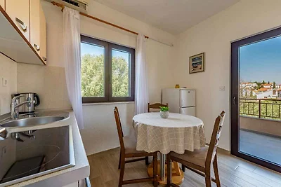 Appartamento Vacanza con famiglia Okrug Gornji