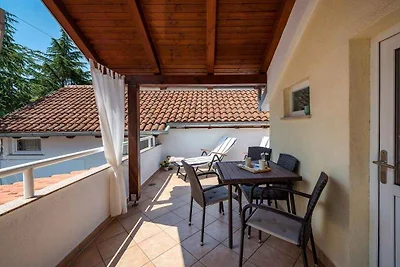 Ferienwohnung mit Terrasse und Klimaanlage