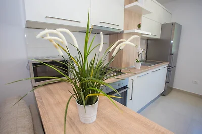 Ferienhaus mit Pool und umzäuntem Garten