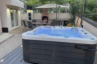 Ferienwohnung mit Terrasse und Grill