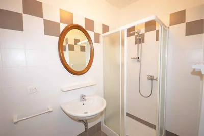 Ferienwohnung mit Klimaanlage und Balkon