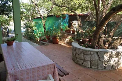 Ferienwohnung mit grosser Terrasse und schöne