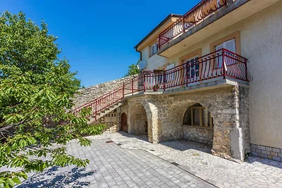 Ferienwohnung mit Balkon, Grill und Pool