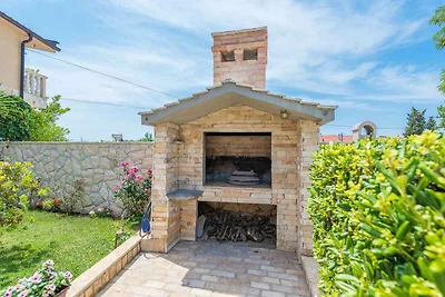 Ferienwohnung mit Klimaanlage und Grill