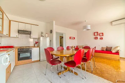 Apartment mit drei Schlafzimmern und Meerblic