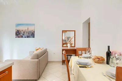 Ferienwohnung mit Klimaanlage und Balkon