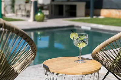 Villa mit Klimaanlage und Pool