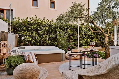 Ferienwohnung mit Whirlpool