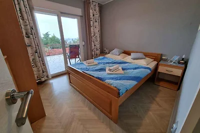 Ferienwohnung mit Terrasse und Klimaanlage