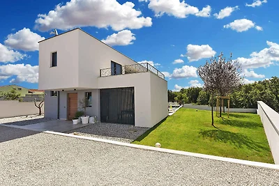 Villa mit Klimaanlage und Pool