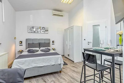 Studio mit Klimaanlage