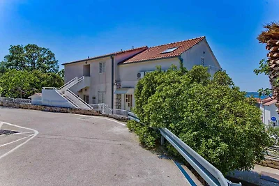 Ferienwohnung mit Klimaanlage, Balkon und Mee
