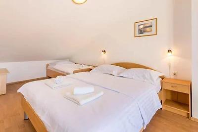 Ferienwohnung mit Terrasse und Klimaanlage