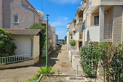 Ferienwohnung mit Terrasse, 500 m vom Meer