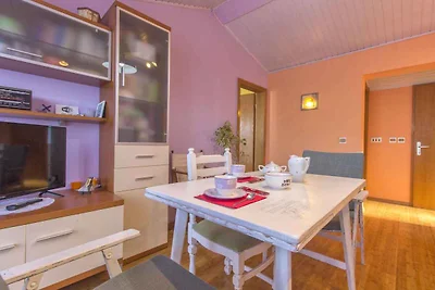Ferienhaus mit Terrasse und Klimaanlage