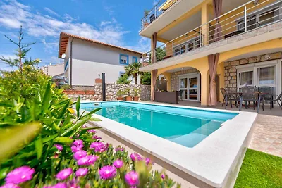 Studio mit Pool und Klimaanlage
