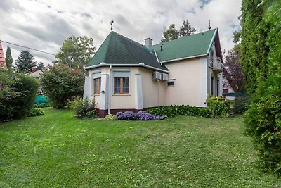 Ferienhaus in Strandnähe mit schönem Garten u