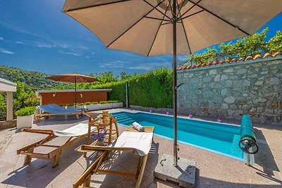 Holiday home relaxing holiday Grizane