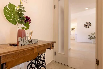 Ferienwohnung mit Meerblick vom Balkon