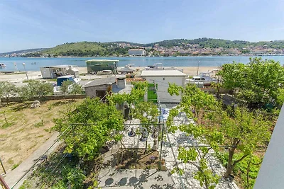 Ferienwohnung mit Balkon und Meerblick