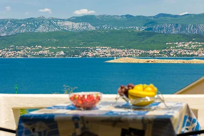 Komfortable Ferienwohnung Andjelko mit Meerbl