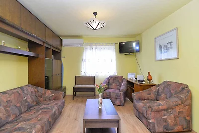 Ferienhaus mit Klimaanlage und Terrasse