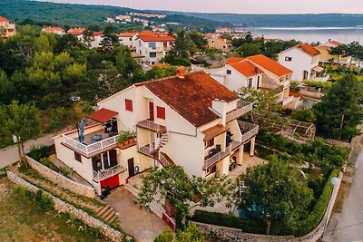 Ferienwohnung Sara mit Meerblick und Pool und