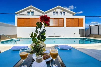 Ferienwohnung mit Schwimmbad