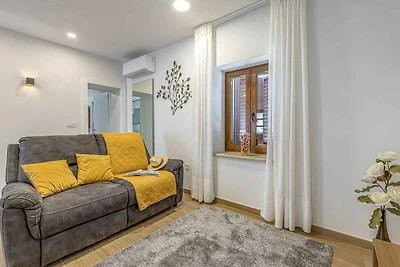 Apartment mit Balkon, Klimaanlage, Wi-Fi, Par