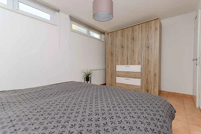 Ferienwohnung mit Terrasse und Grill